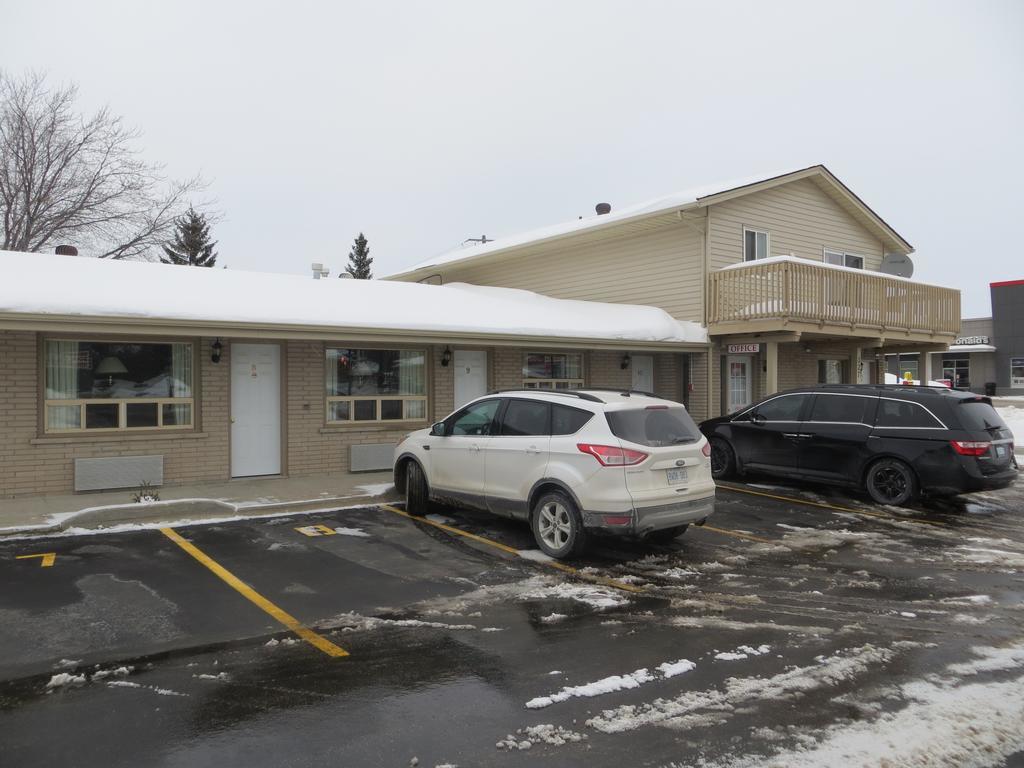 Milestone Motel Collingwood Exterior photo