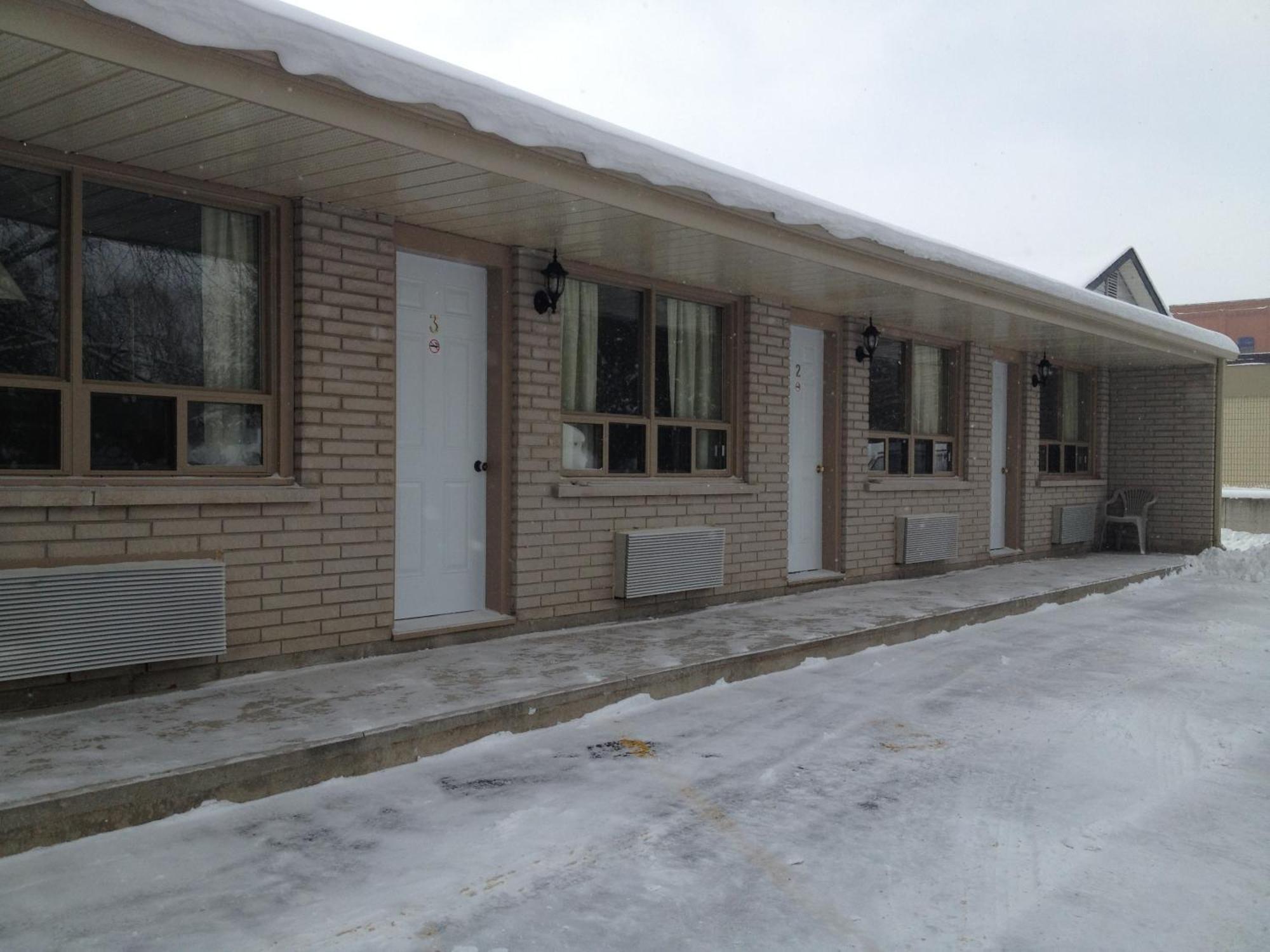 Milestone Motel Collingwood Exterior photo